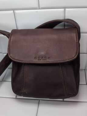 Y2K Coach Vintage Dark Brown Leather Purse Crossbody